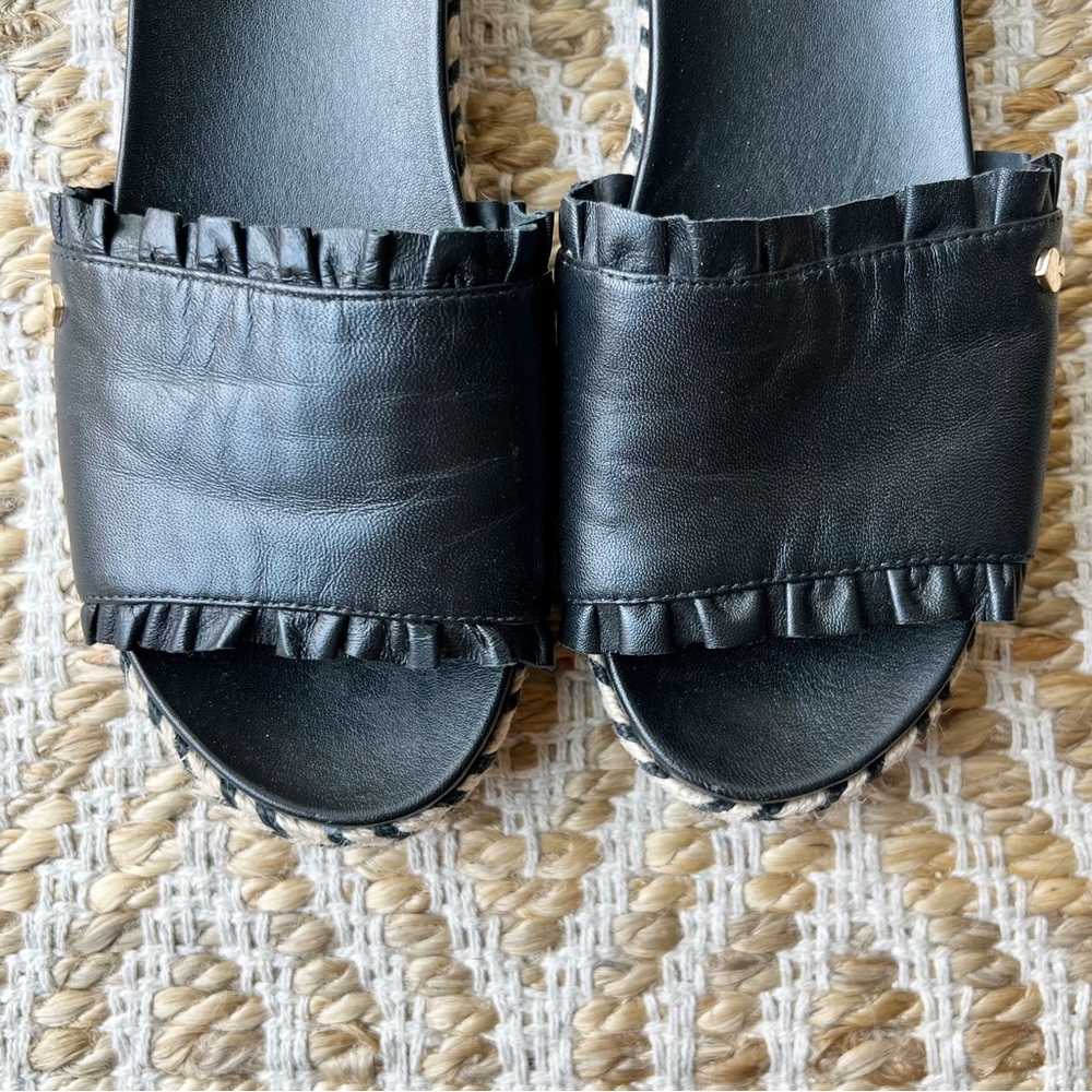 Kate Spade New York Zahara Leather Woven Slides Sandals Ruffle Black Tan 7.5 - Picture 3 of 7